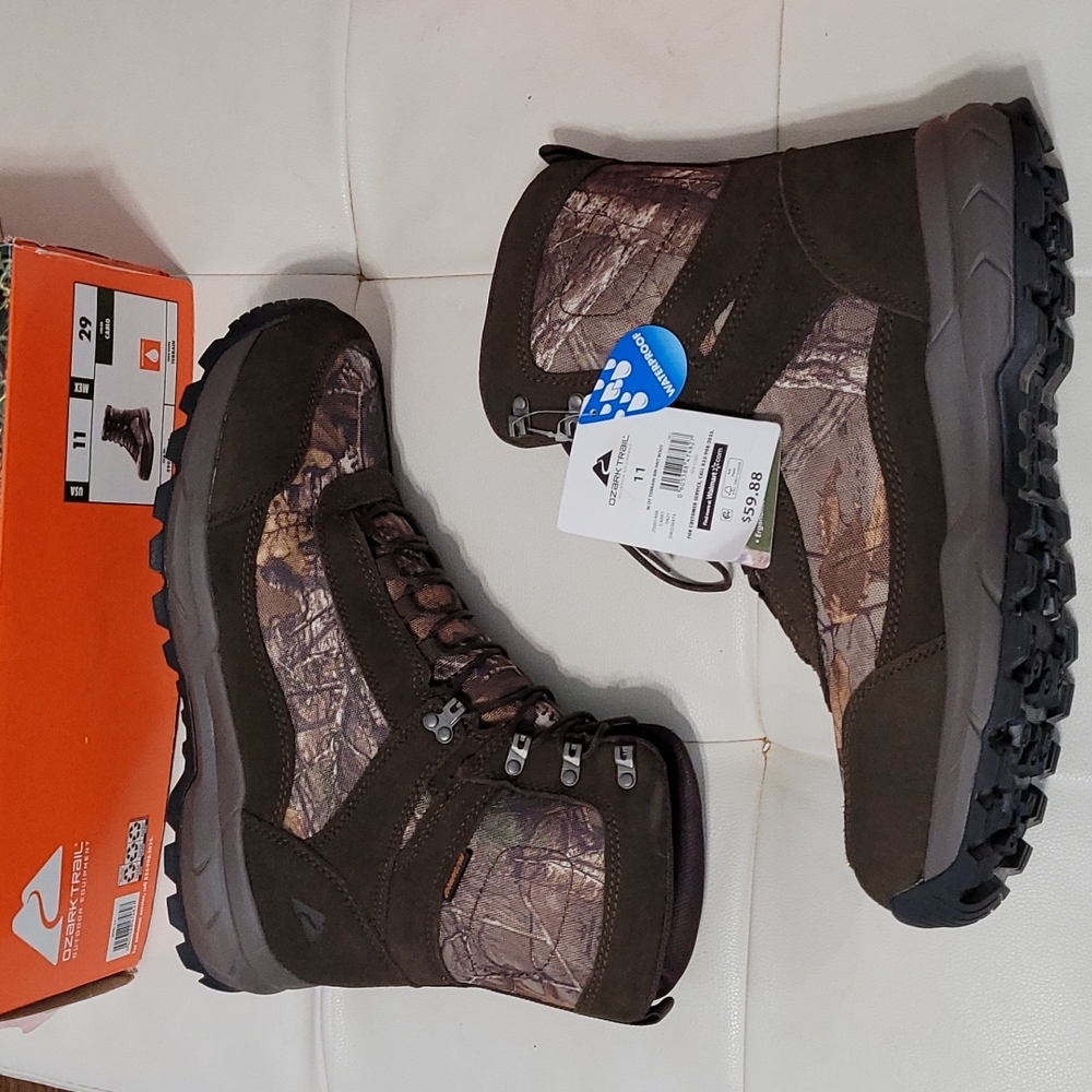 NWT Ozark Trail hunting boots